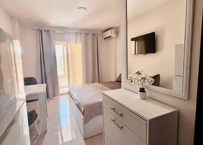 New With Free Access Apartman